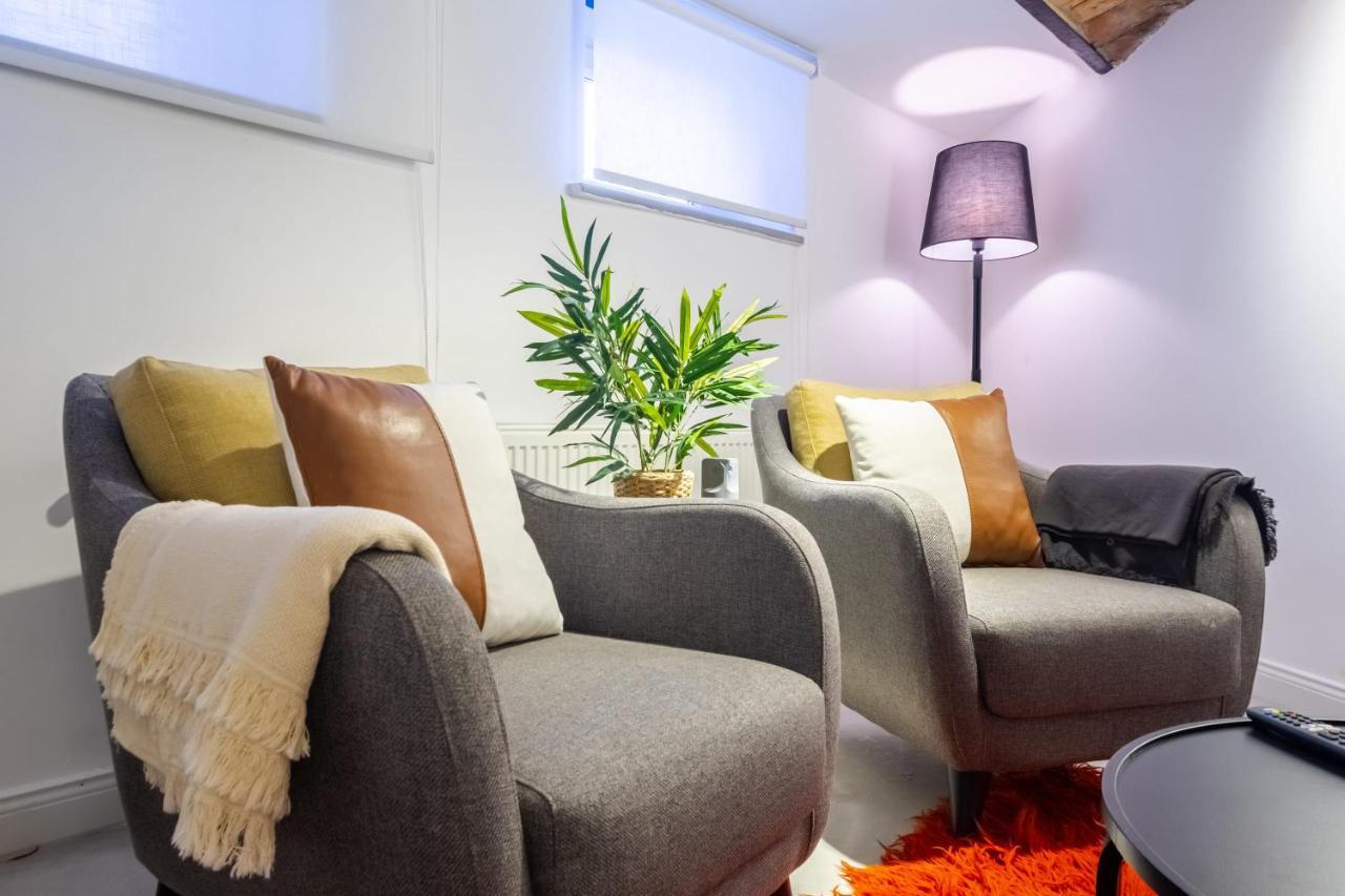 Vibrant Flat 5 Minutes Walk To Istiklal In Beyoglu Apartment อิสตันบูล ภายนอก รูปภาพ