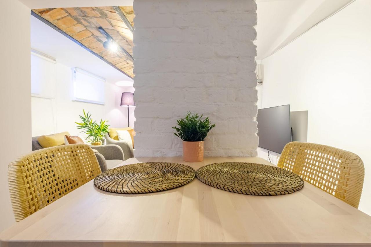 Vibrant Flat 5 Minutes Walk To Istiklal In Beyoglu Apartment อิสตันบูล ภายนอก รูปภาพ